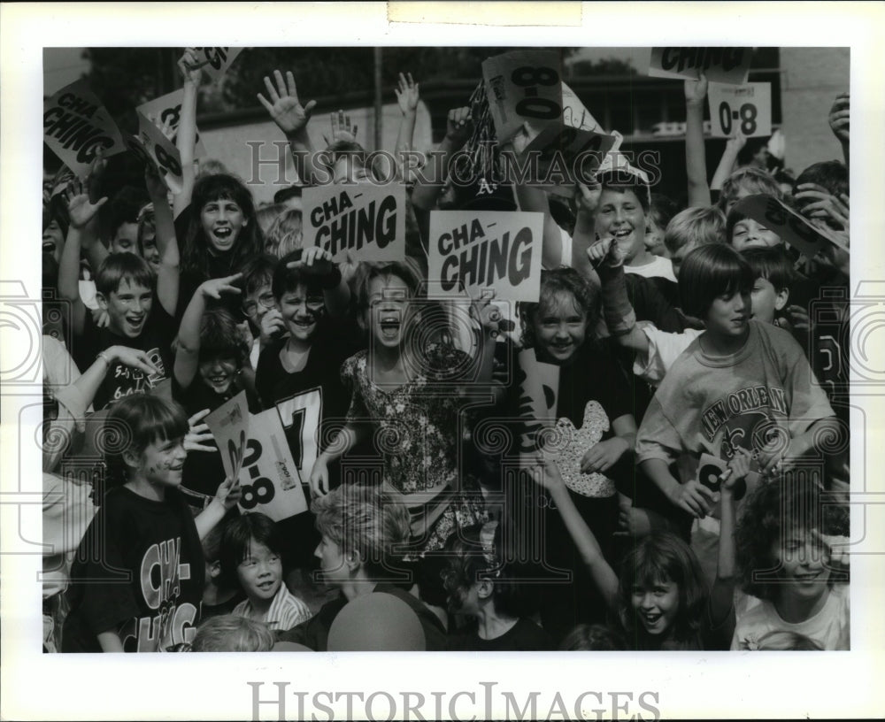 1991 Press Photo New Orleans Saints-St. Andrews Elementary School has Prep Rally- Historic Images