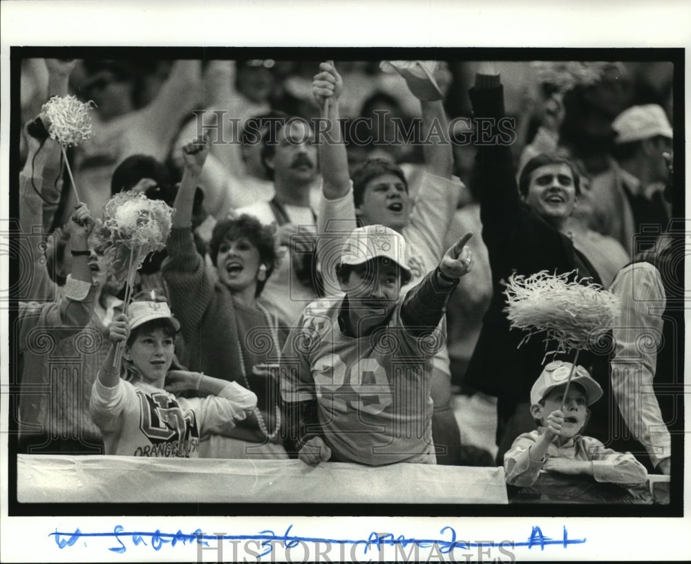 Press Photo Sugar Bowl - University of Tennessee Fans - nos01611- Historic Images