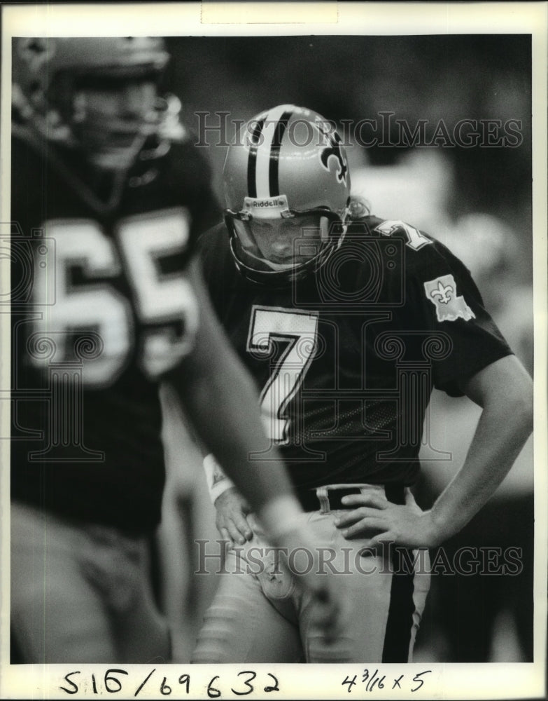 1989 Press Photo Football - Morten Andersen of Saints reacts to missing a goal- Historic Images