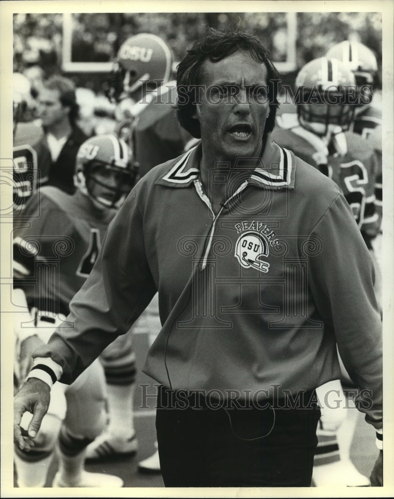 1981 Press Photo Football - Coach Joe Avezzano of Oregon State - nos02243- Historic Images