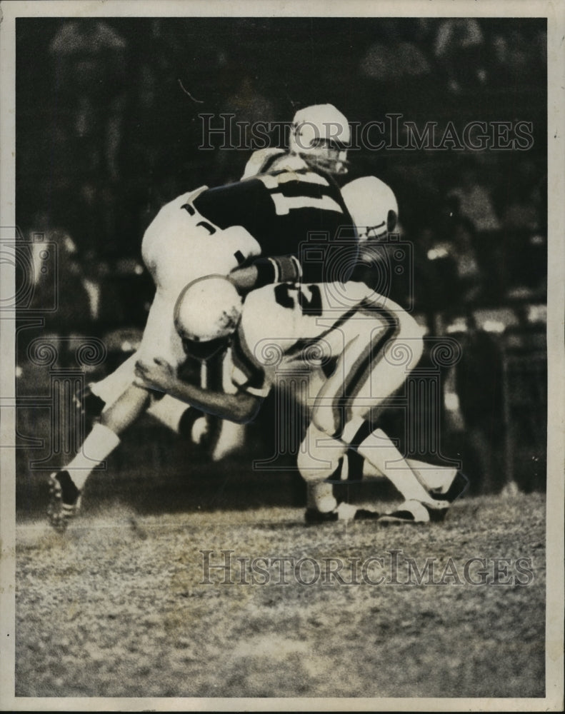 1970 Press Photo Tulane&#39;s Dave Abercrombie stopped after a short gain.- Historic Images