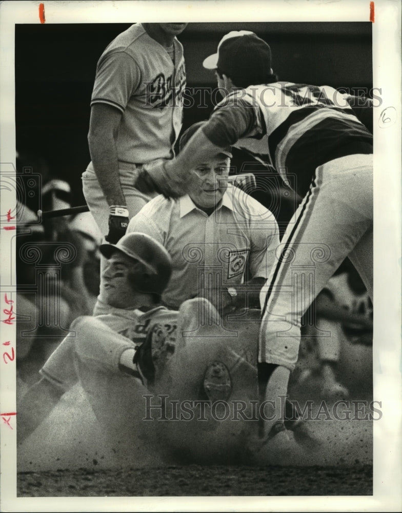 1988 Press Photo Spring Hill vs Tulane Baseball Game-Player Slides into Home- Historic Images