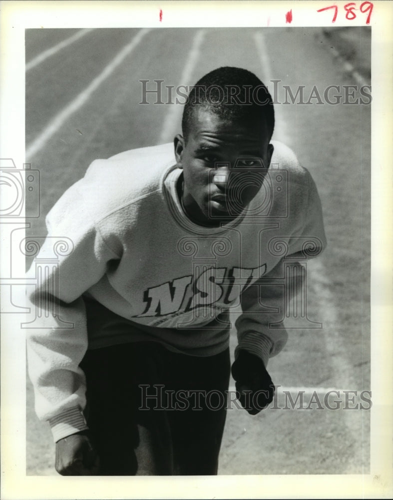 1989 Press Photo Harvey Banks, Francis T. Nichols High School Track Runner- Historic Images