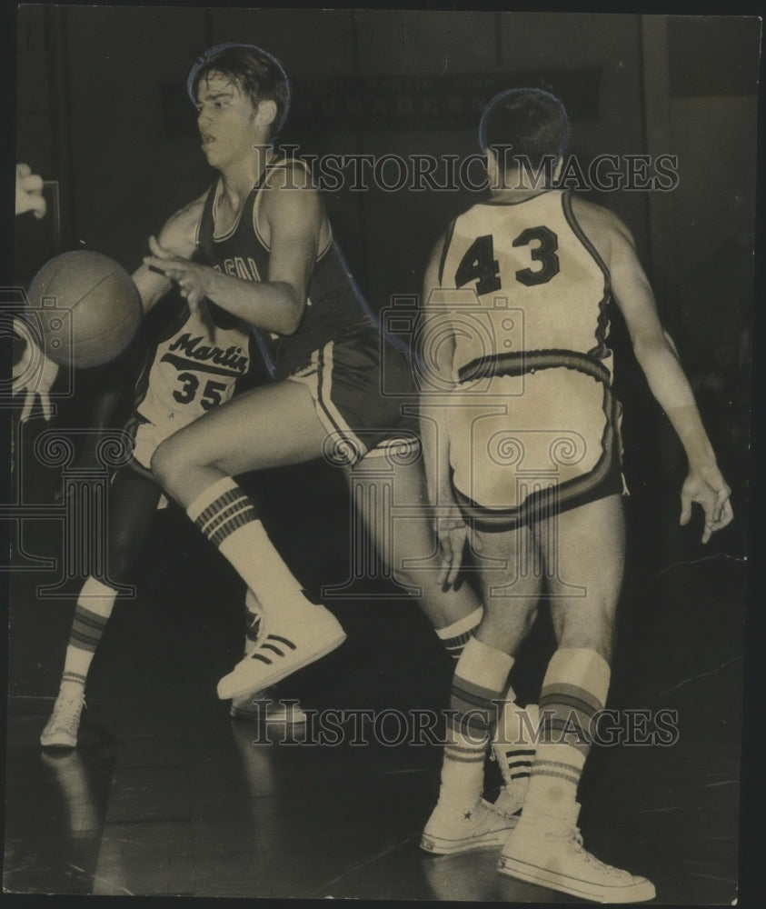 1971 Press Photo Basketball - Tony Beaulieu of De La Salle in Action - nos03021- Historic Images