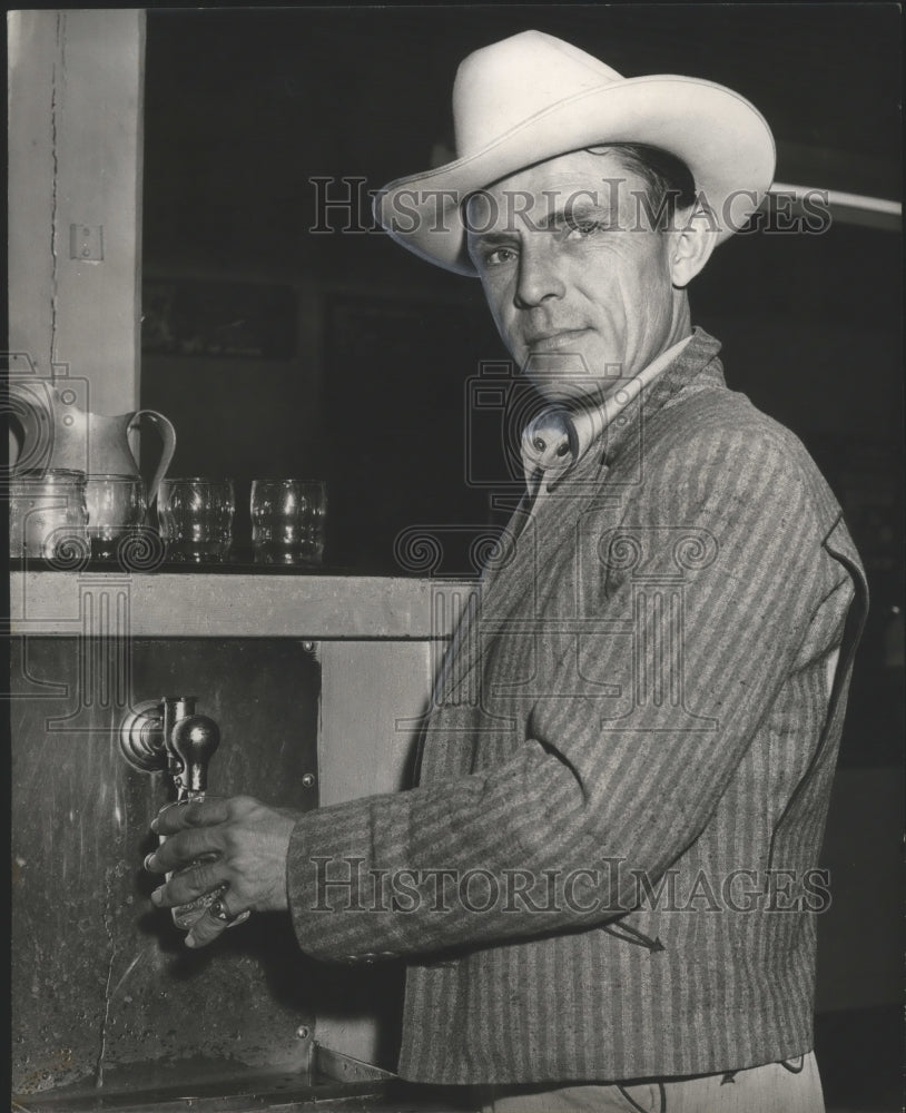 Press Photo Horse Racing - R.L. Bobby Baird, Veteran Rider - nos03253- Historic Images