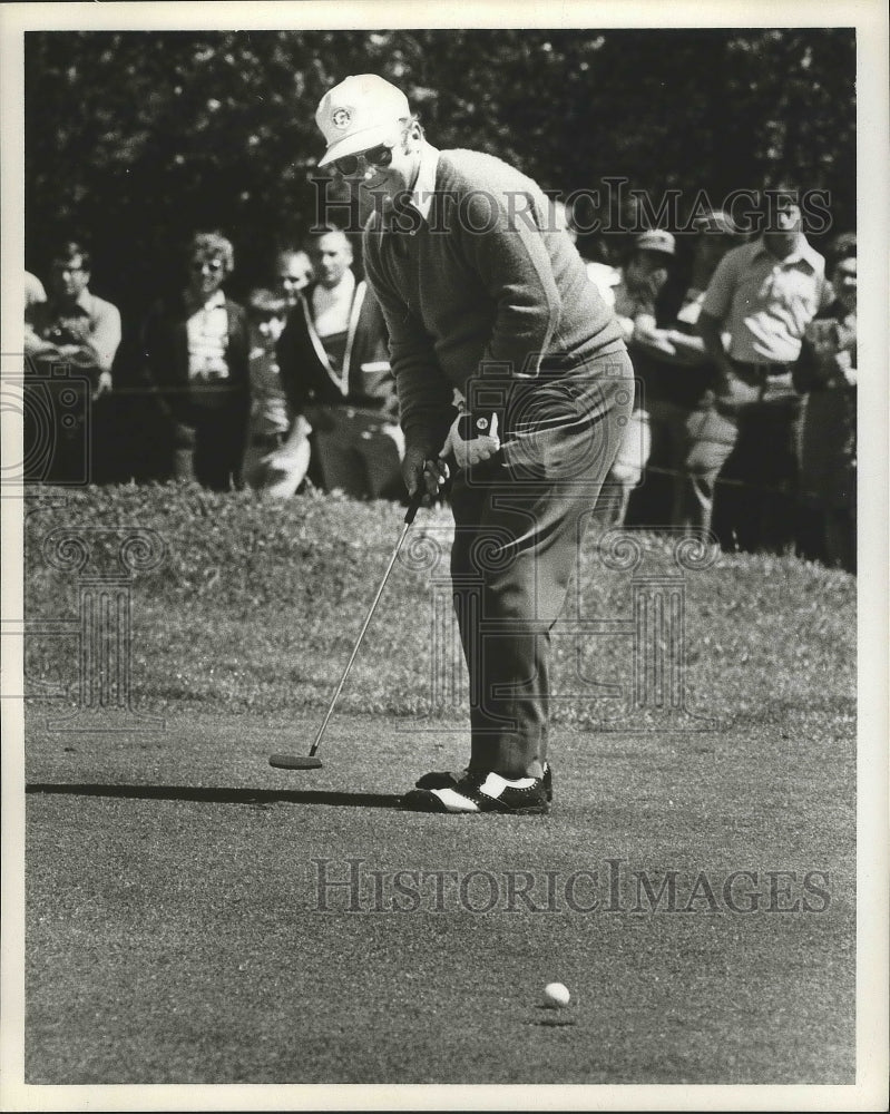 1977 Press Photo Golfer Miller Barber - nos03448- Historic Images