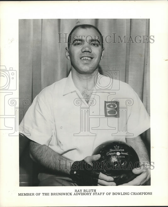 Press Photo Bowling- Ray Bluth, Member of Brunswick Advisory Staff of Champions- Historic Images