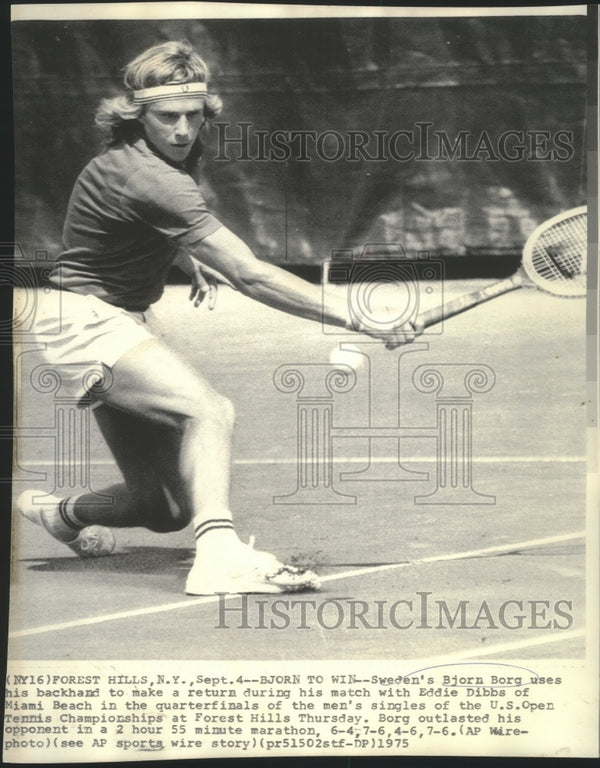 1975 Press Photo Tennis - Bjorn Borg Uses Backhand on Eddie Dibbs in US ...