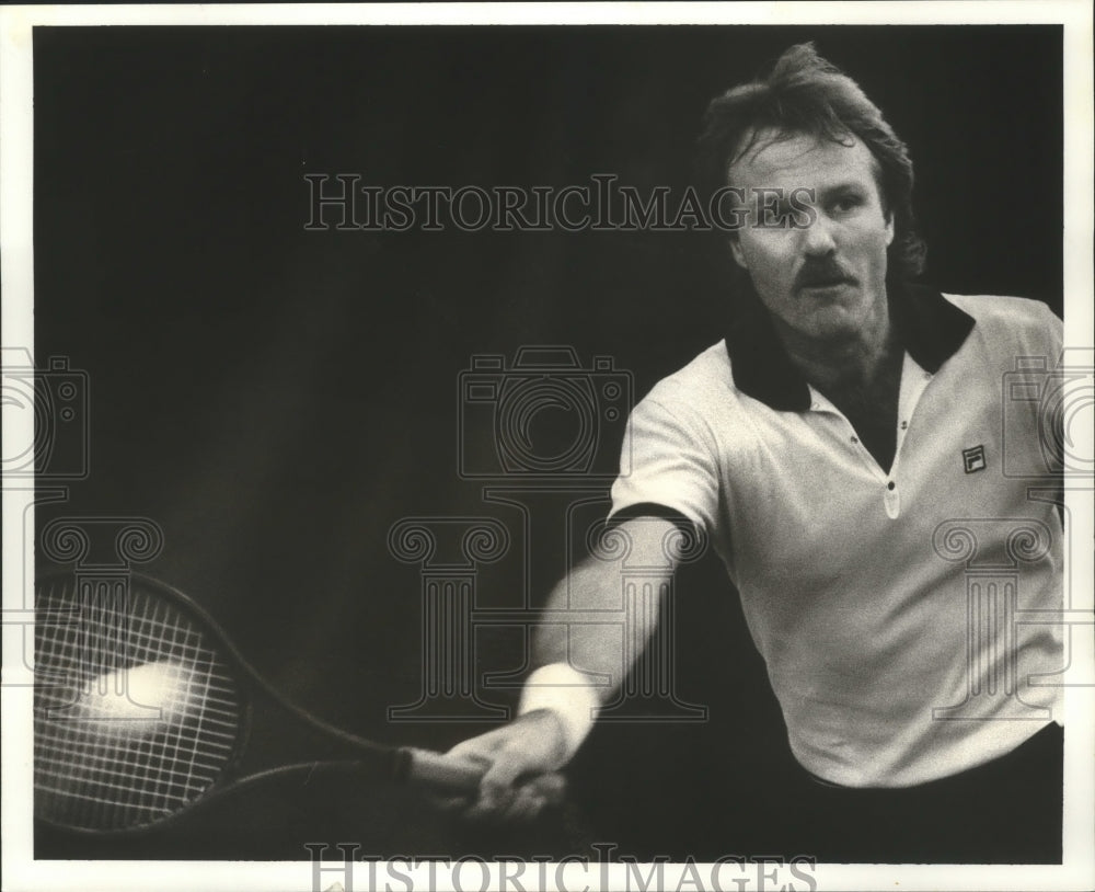 1987 Press Photo Mark Booth, Memphis Tennis Player at Southern Seniors Match- Historic Images