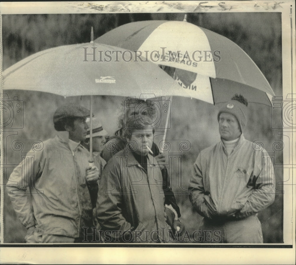 1974 Press Photo Golfer Gay Brewer at Bing Crosby Pro-Am in California- Historic Images