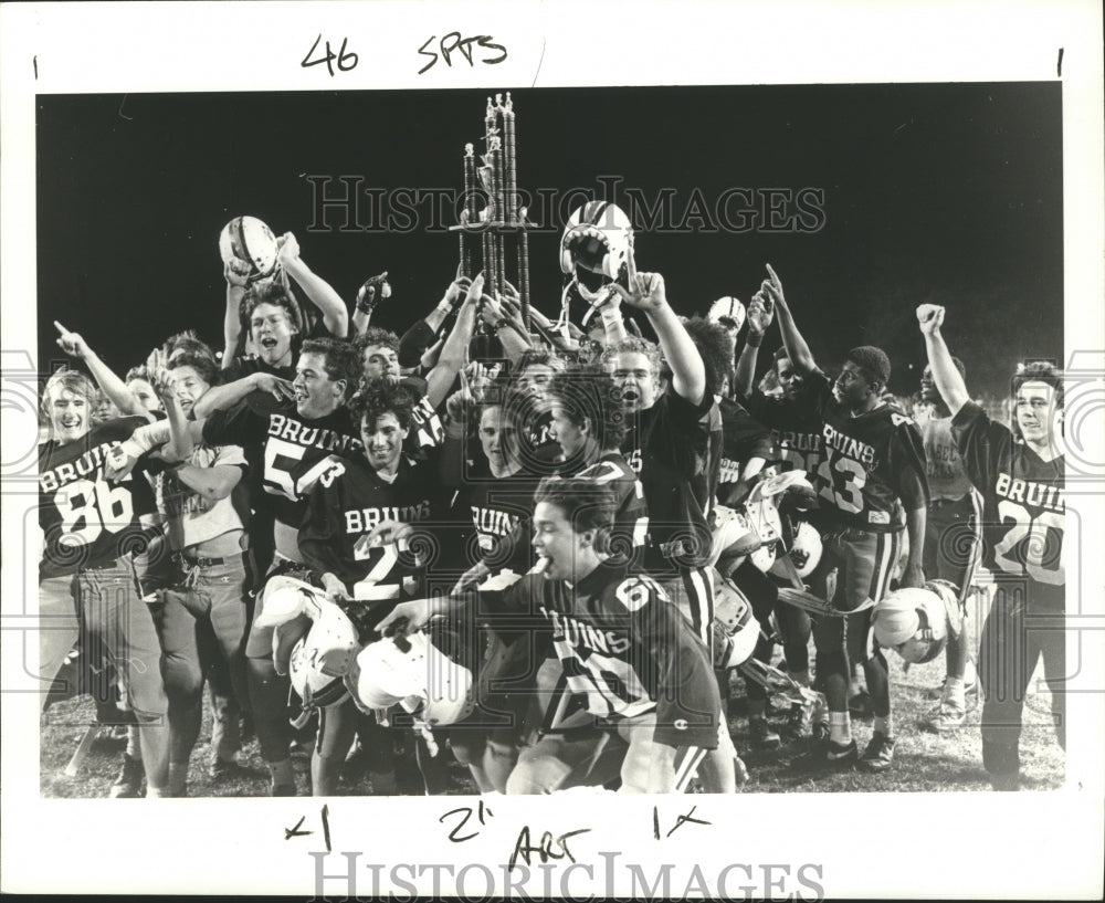 1987 Press Photo Bonnabel High School Football Players Celebrate at Game- Historic Images