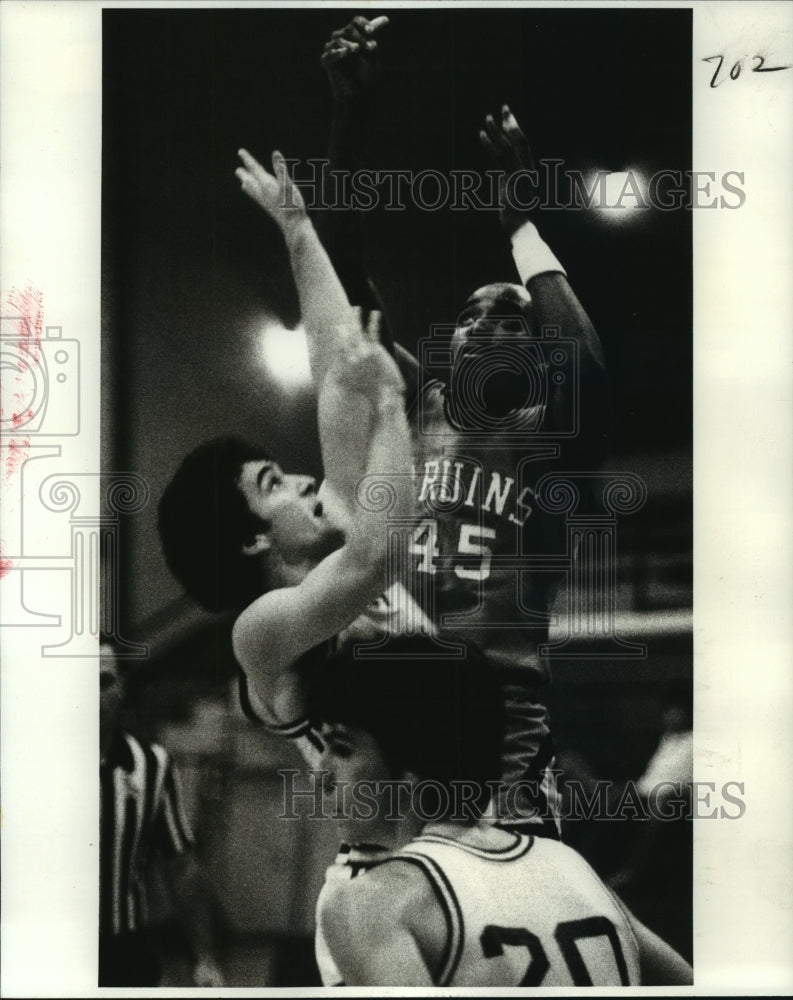 1980 Press Photo Soloman Cockerham, Bonnabel Bruins Basketball Player at Game- Historic Images