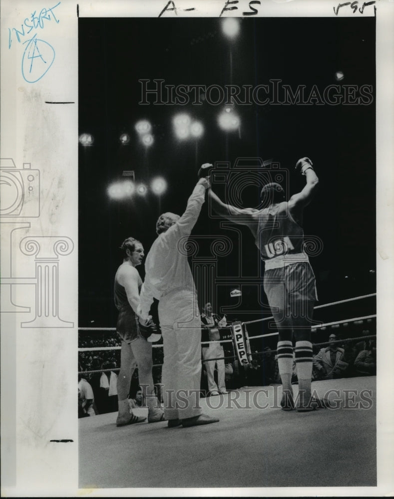 1977 Press Photo Parish Prison Boxing Club Winner Philip Brown in Ring- Historic Images