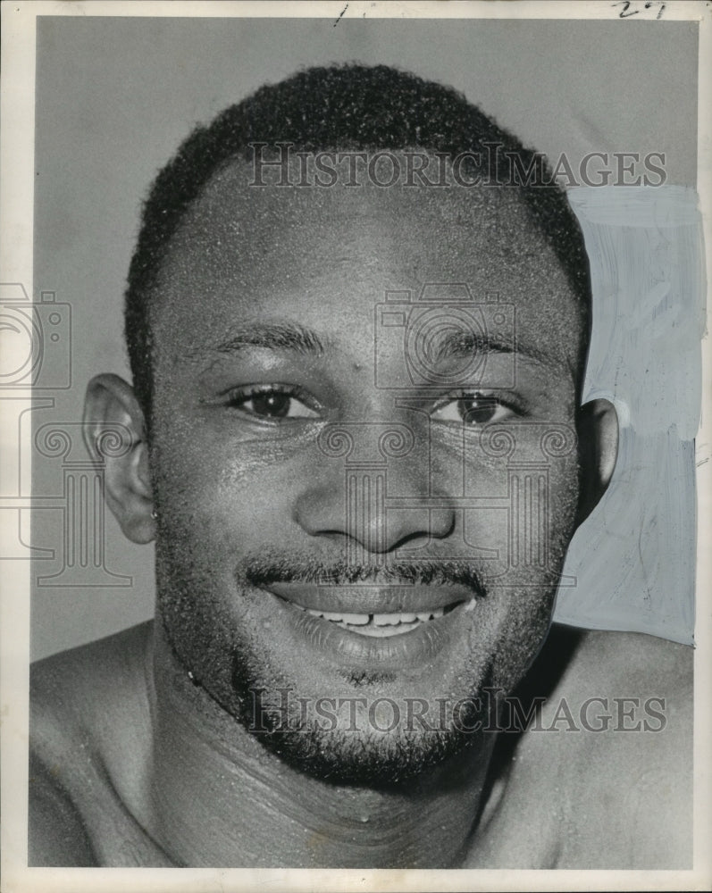 Press Photo Boxer Curtis Cokes - nos06572- Historic Images