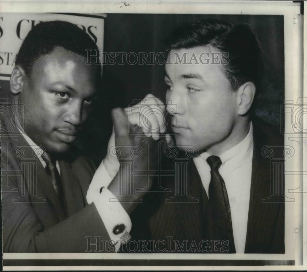 1967 Press Photo Boxer George Chuvalo-Frazier - nos07696- Historic Images