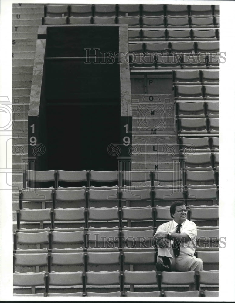 1986 Press Photo Louisiana State University Athletic Director Bob Brodhead- Historic Images