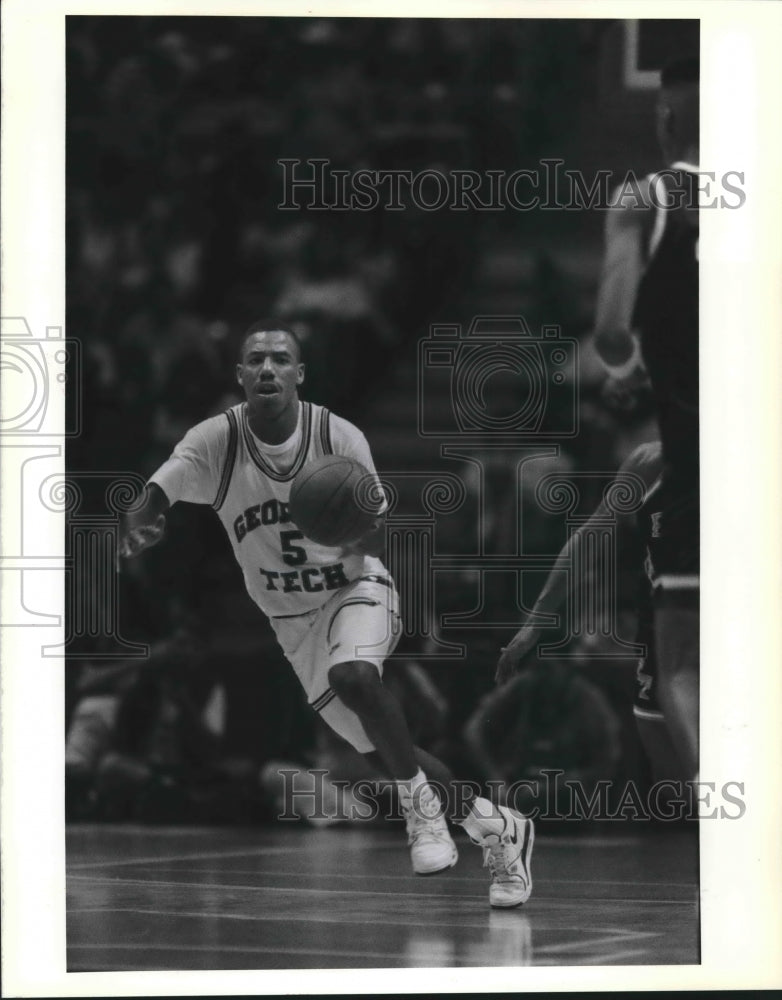 1990 Press Photo Georgia Tech Basketball Player Karl Brown - nos08449- Historic Images