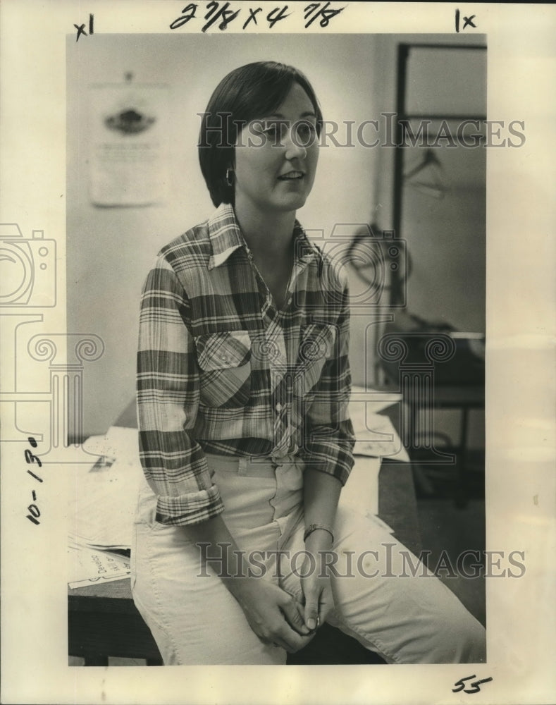 1977 Press Photo Basketball Player Becky Dalby of Newcomb College - nos09056- Historic Images