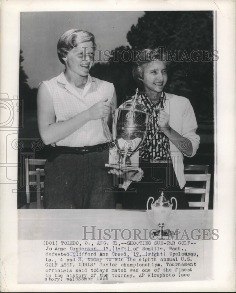 1956 Press Photo Golfers Clifford Ann Creed and Jo Anne Gunderson with Trophy- Historic Images