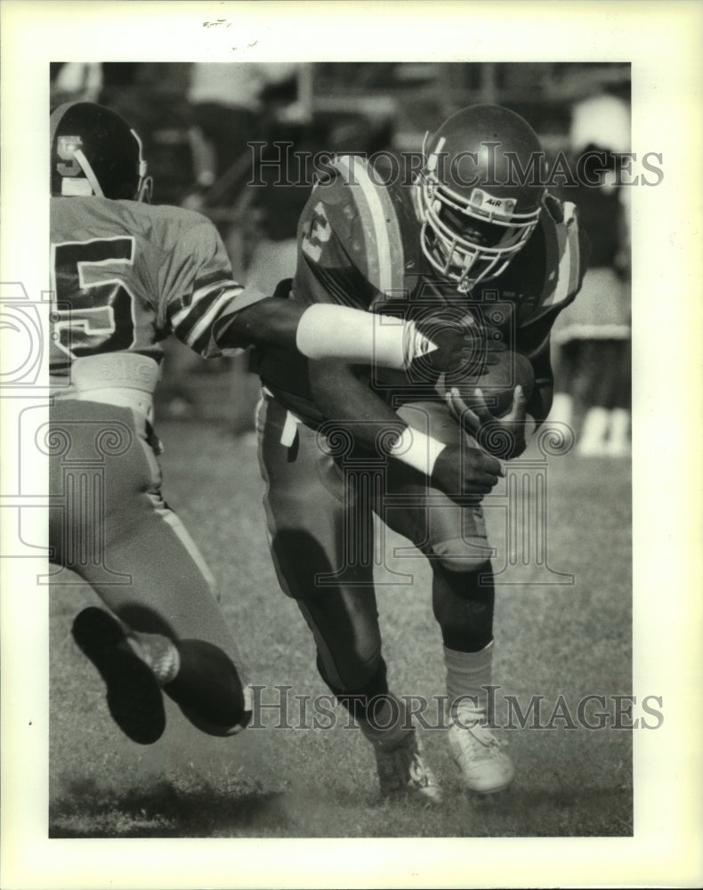 1991 Press Photo Douglas Finister, Kennedy High School Football Player at Game- Historic Images