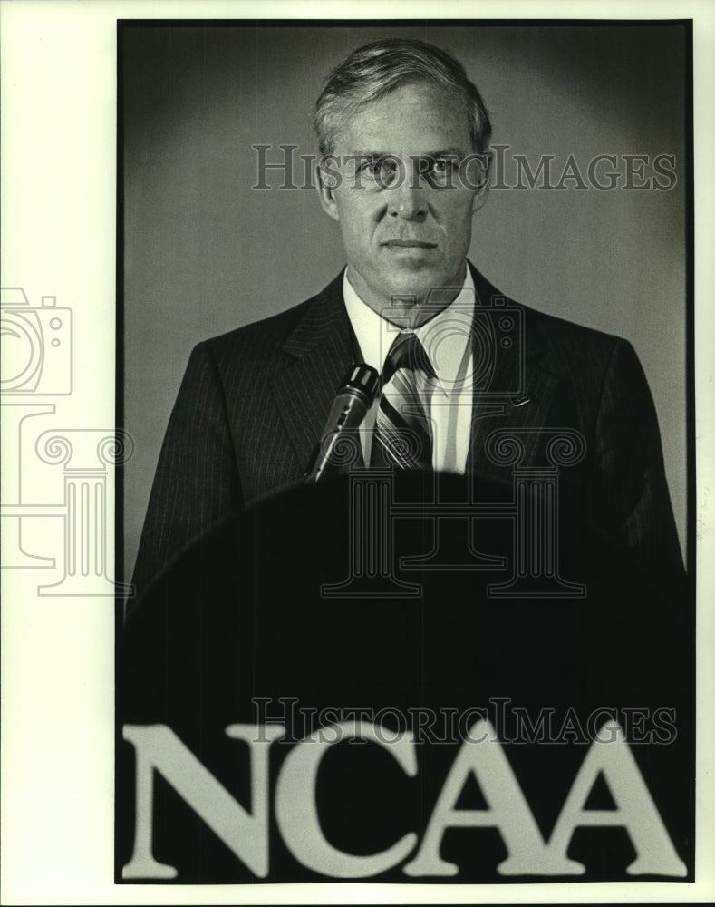 1985 Press Photo Jack Davis, National Collegiate Athletics Association President- Historic Images