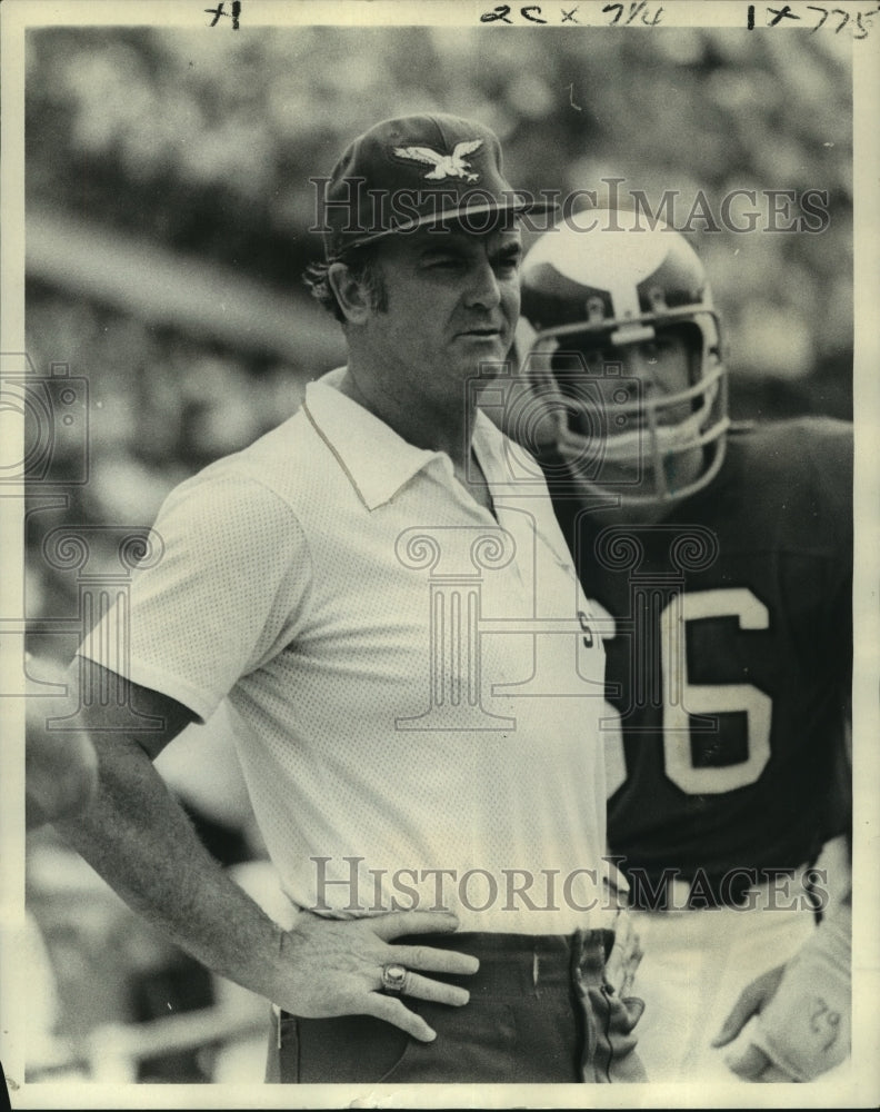 1972 Press Photo Tom Fears, Eagles Football Coach - nos10624- Historic Images