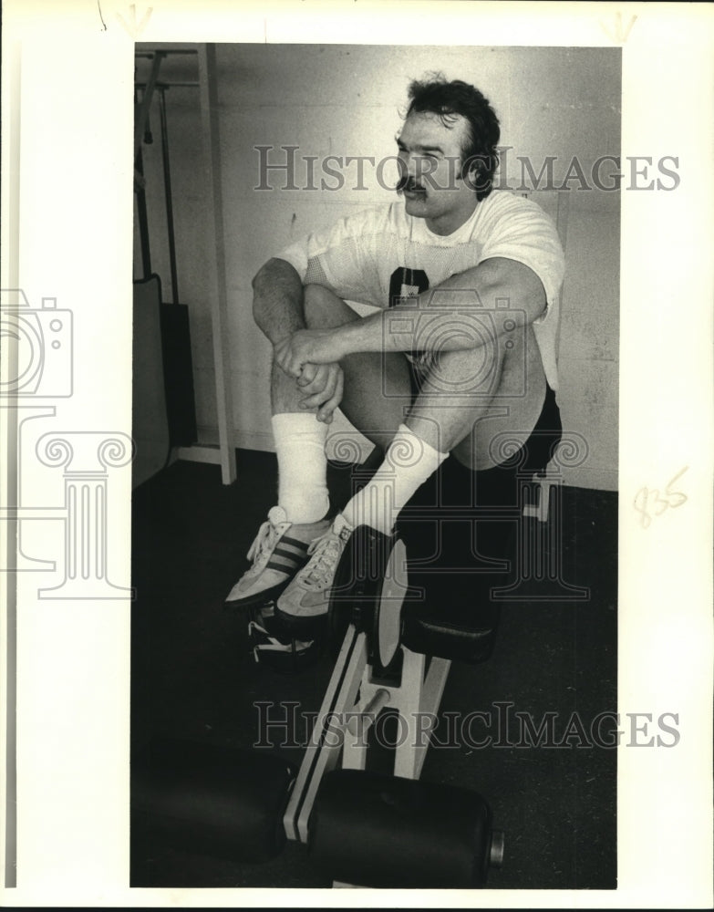 1979 Press Photo New Orleans Saints Conrad Dobler Talks About Team - nos11657- Historic Images