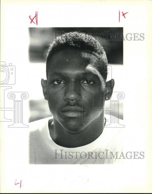 1992 Press Photo Football Player Raymond Fleming - nos11671- Historic Images