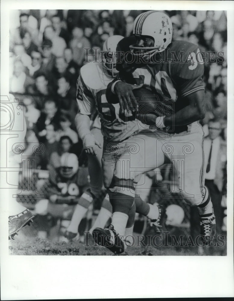 1972 Press Photo Football - Carl Garrett during the game - nos11701- Historic Images