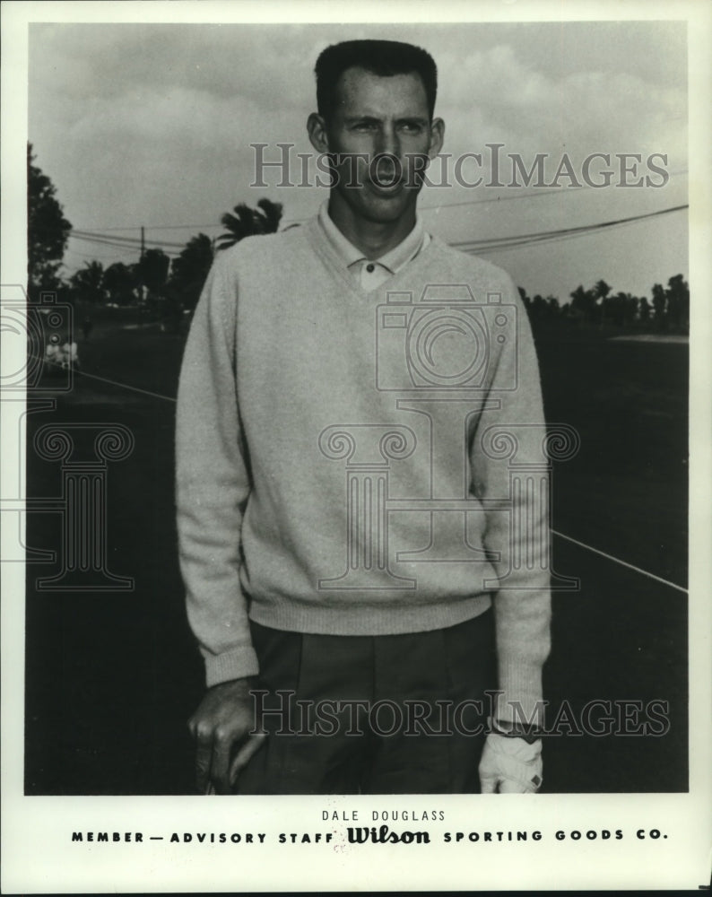 1968 Press Photo Dale Douglass, Member Advisory staff- Wilson Sporting Goods Co.- Historic Images