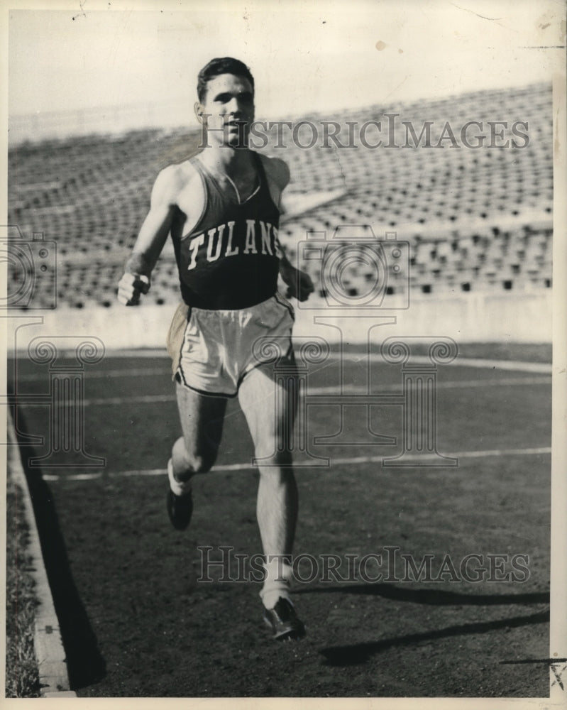 Press Photo University of Tulane's Bill Geary Running Track - nos11903- Historic Images