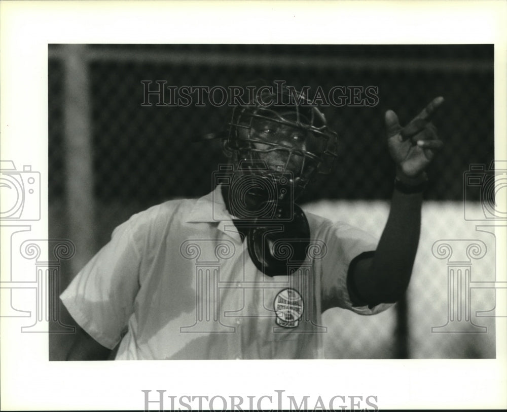 Press Photo Baseball coach and umpire Lester Smith - nos12613- Historic Images