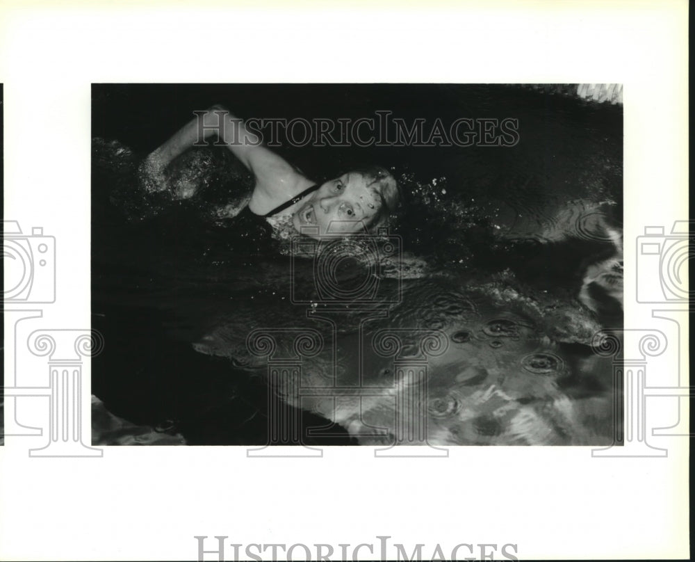 1990 Press Photo Swimmer Yvonne Frischhertz, 73, U.S. Masters champion- Historic Images