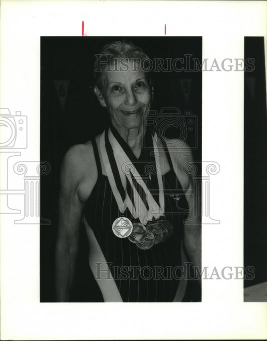 1990 Press Photo U.S. Masters long course swimmer Yvonne Frischhertz, age 73- Historic Images