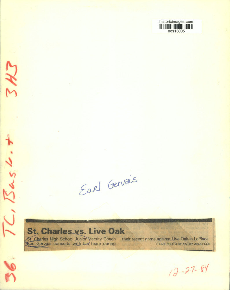 1984 Press Photo St. Charles High JV basketball coach Earl Gervais vs. Live Oak