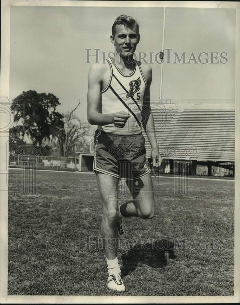 1971 Press Photo East Jefferson and Tulane track relay runner Gary Groff- Historic Images