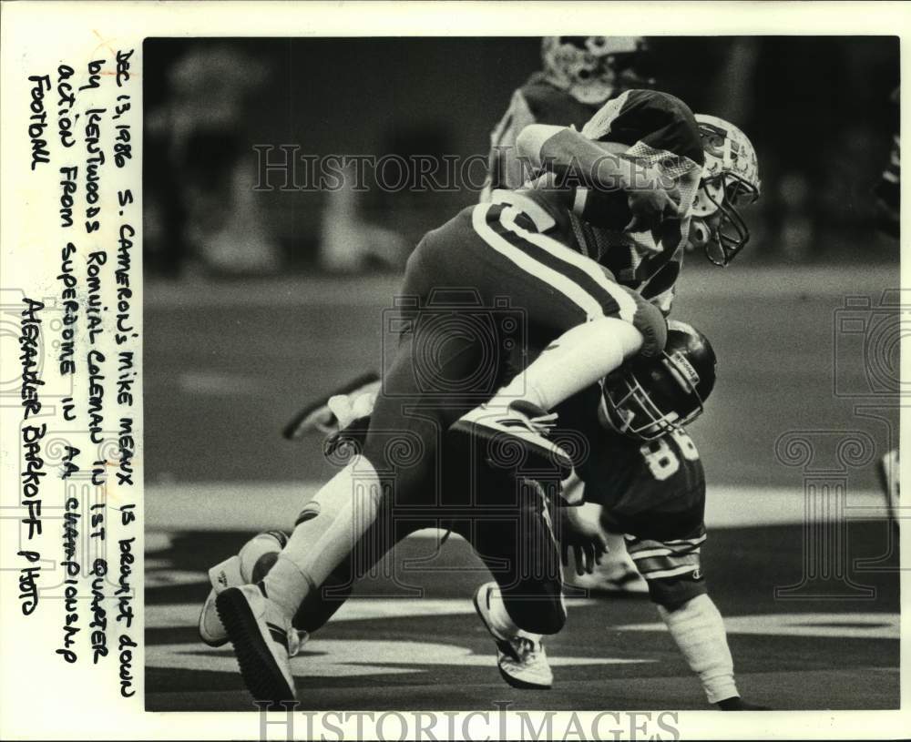 1986 Press Photo S. Cameron and Kentwood play prep football in the Superdome- Historic Images