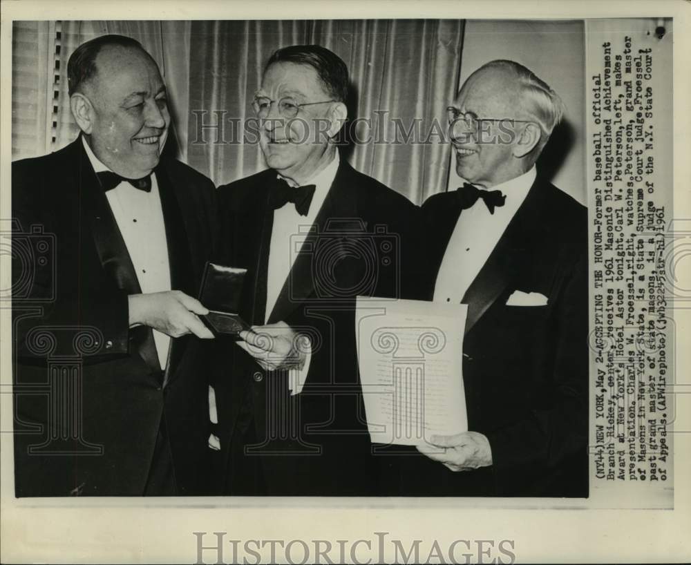 1961 Press Photo Baseball Official, Branch Rickey, Honored Masonic Award- Historic Images