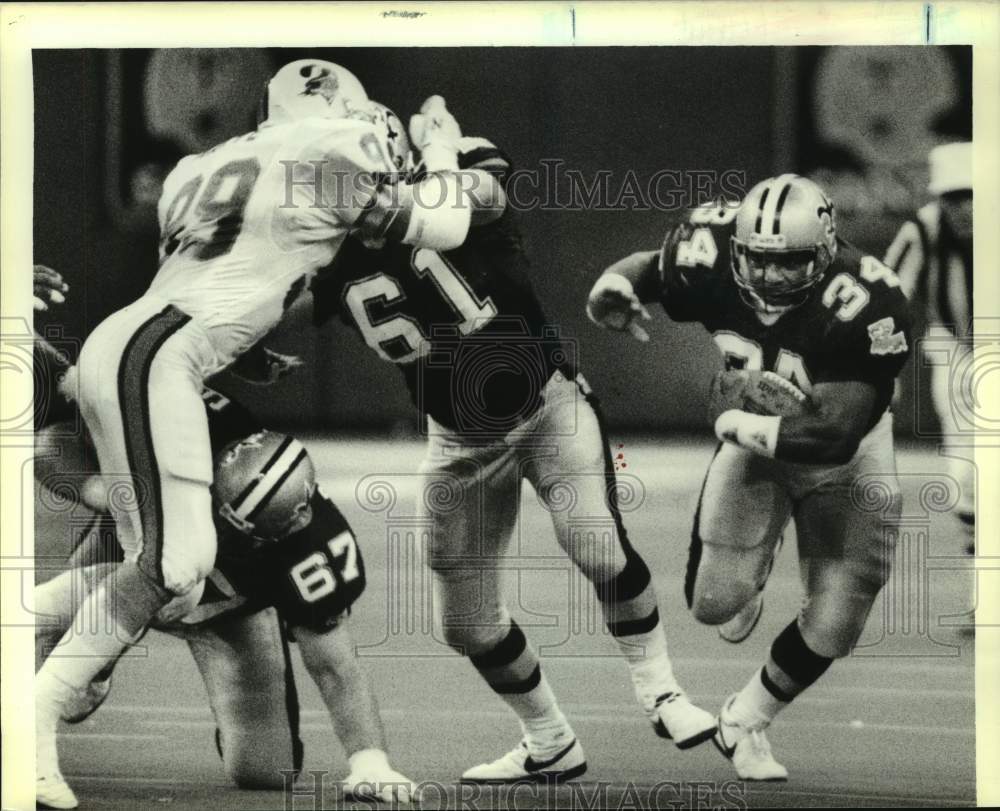 1988 Press Photo Craig Heyward and Joel Hilgenberg, New Orleans Saints football- Historic Images