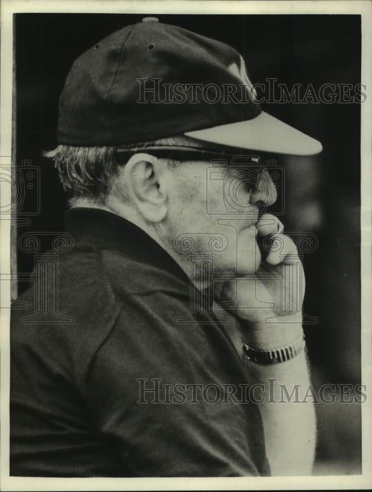 Load image into Gallery viewer, 1967 Press Photo Baseball executive Fred Haney - nos14660

