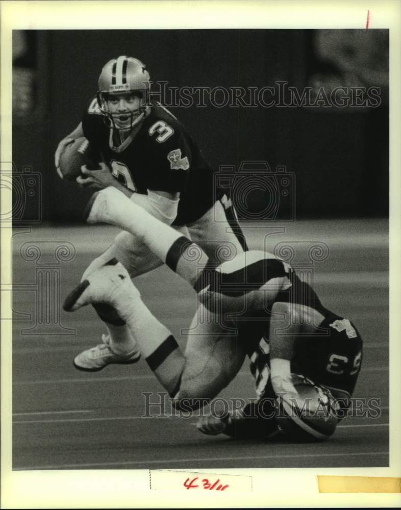 1988 Press Photo New Orleans Saints football player Bobby Hebert - nos14676- Historic Images