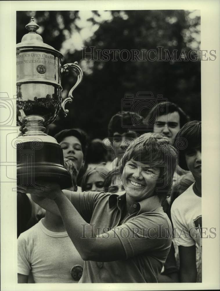 1975 Press Photo Golfer Sandra Haynie, to play the U.S. Open - nos14988- Historic Images