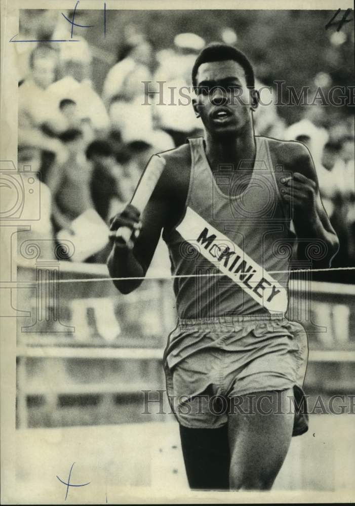 1967 Press Photo McKinley track relay runner George Harris - nos15054- Historic Images