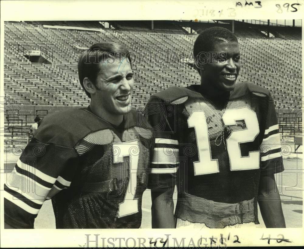 1980 Press Photo Tulane football players Rock Hontas and Nickie Hall - nos15503