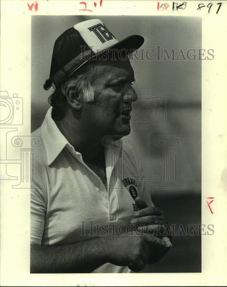 1983 Press Photo Bonnabel High football coach Tom Gruber - nos15853- Historic Images