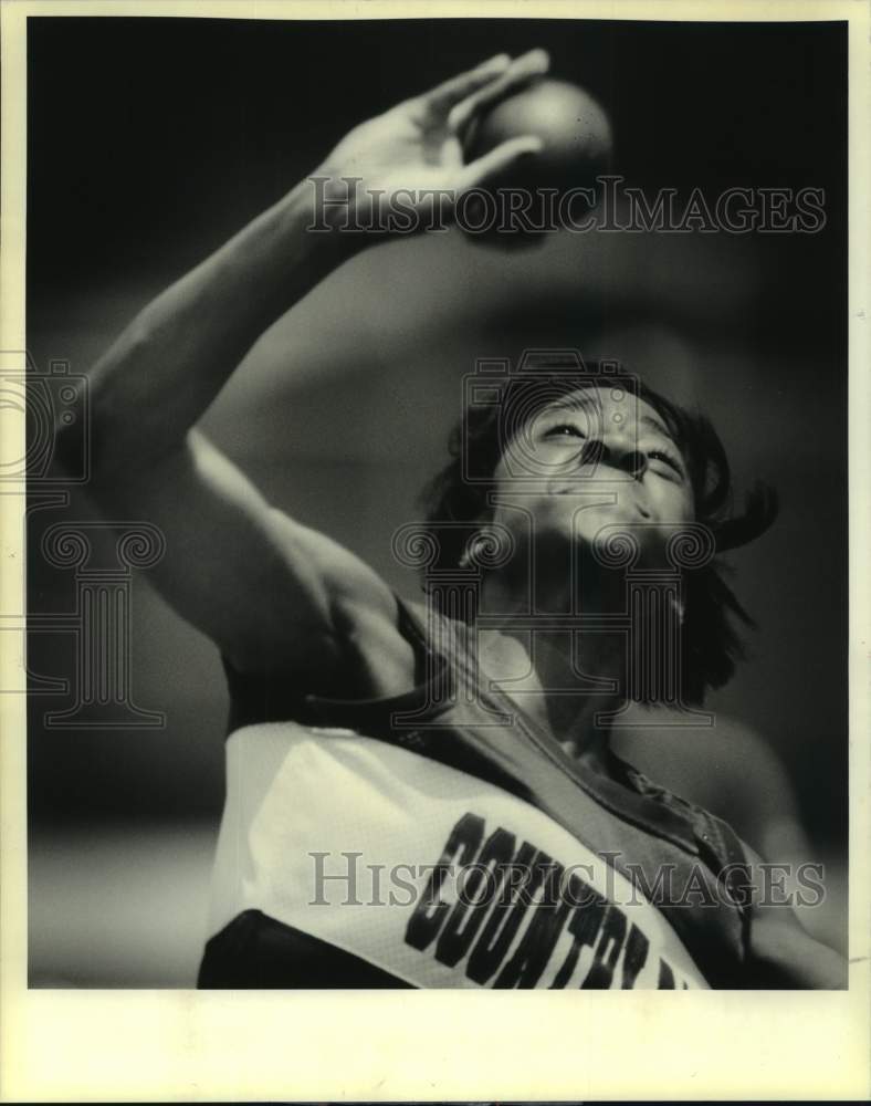 1990 Press Photo Country Day High shot putter Tracy Harris - nos15876- Historic Images