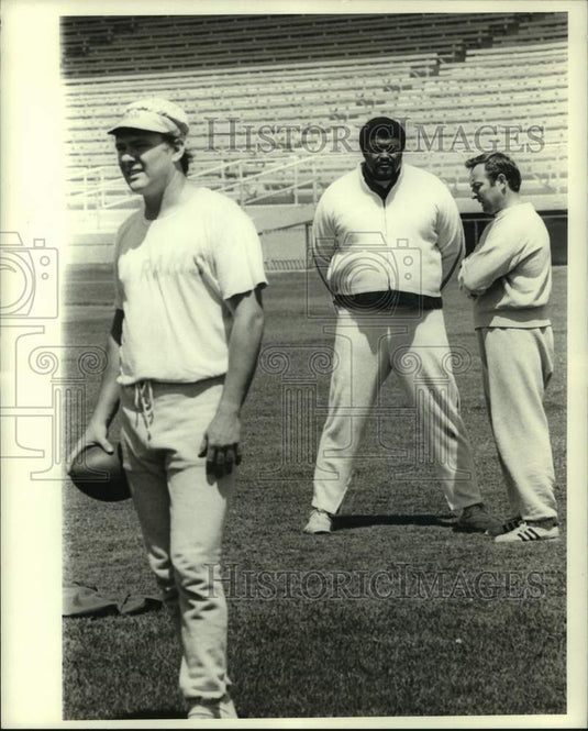 1970 Press Photo Rosie Grier, Former Los Angeles Ram Football Player - nos15953- Historic Images