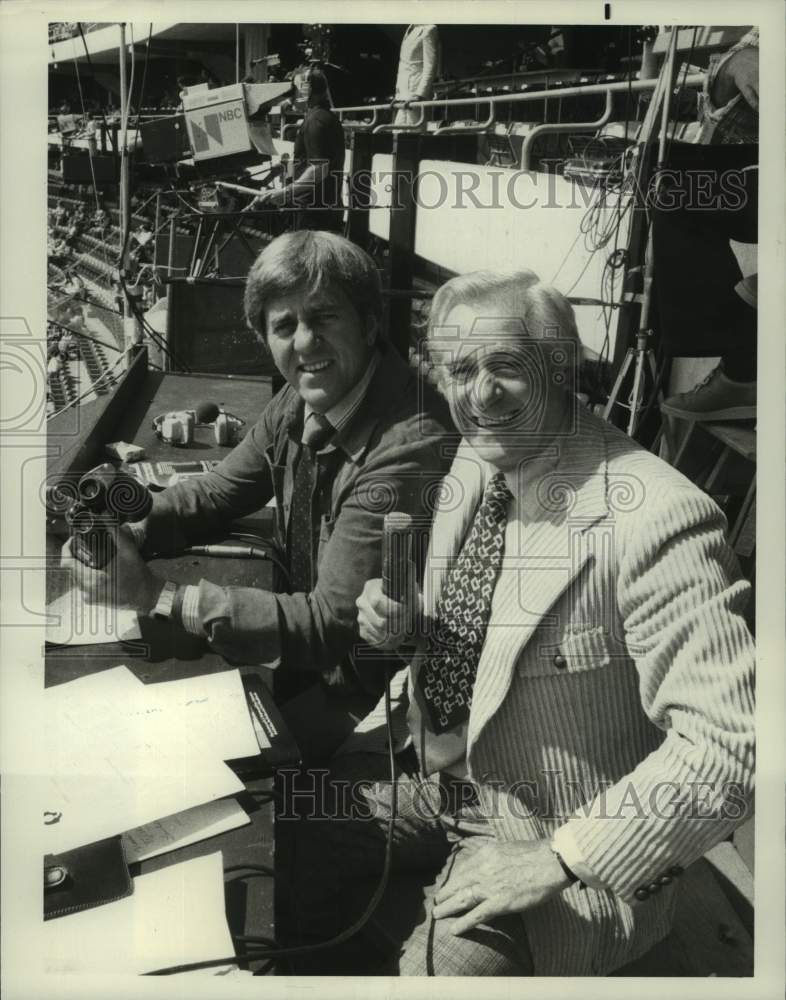 1977 Press Photo NBC sportscasters Don Meredith and Curt Gowdy - nos16138- Historic Images