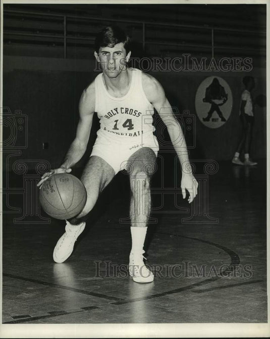 Press Photo Holy Cross High basketball player Leon Giorgio - nos16145- Historic Images