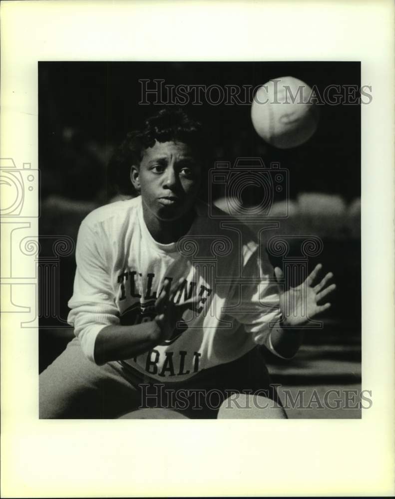 1989 Press Photo Holy Angels Academy softball player Carla Gilson- Historic Images